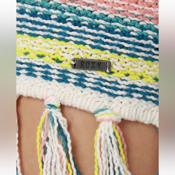 Roxy Knit Serene Morning Fringed High Low Colourful Coastal Poncho Medium/Large - Picture 6 of 15